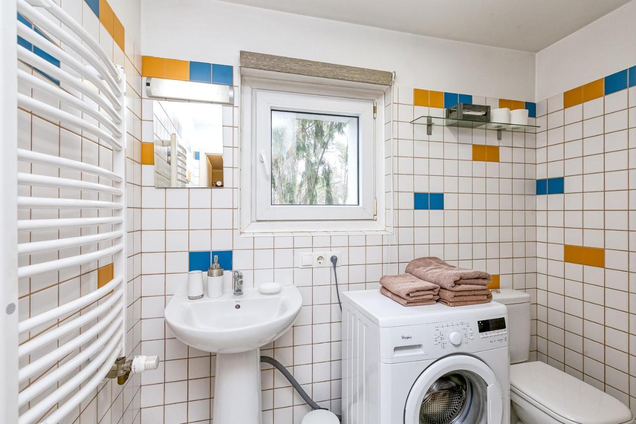 Vienibas Studio Jūrkalne Buitenkant foto